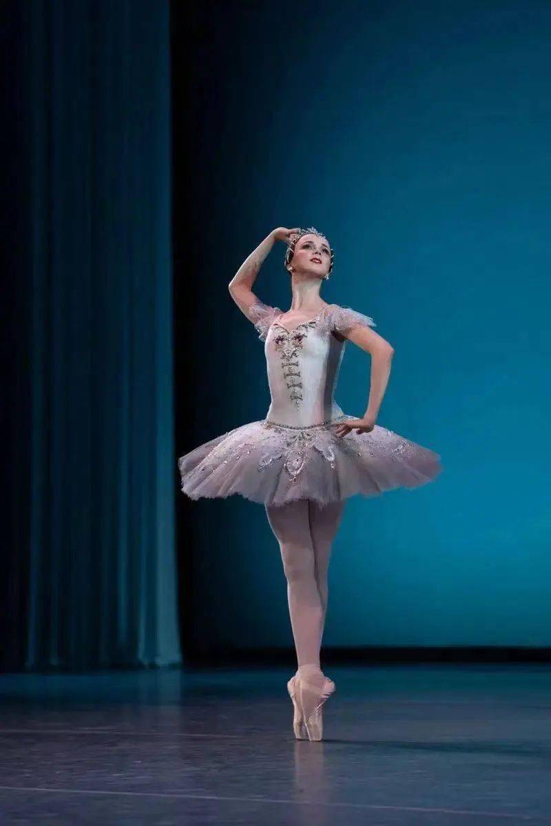 芭蕾小百科人物访谈录之伊柳什金娜玛丽亚