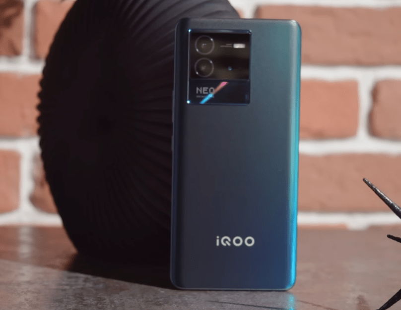 iqooneo6使用两个月只卖两千多元的骁龙8旗舰更适合这2类用户