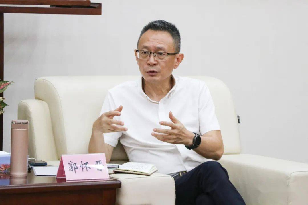 东莞日报到大朗开展采访