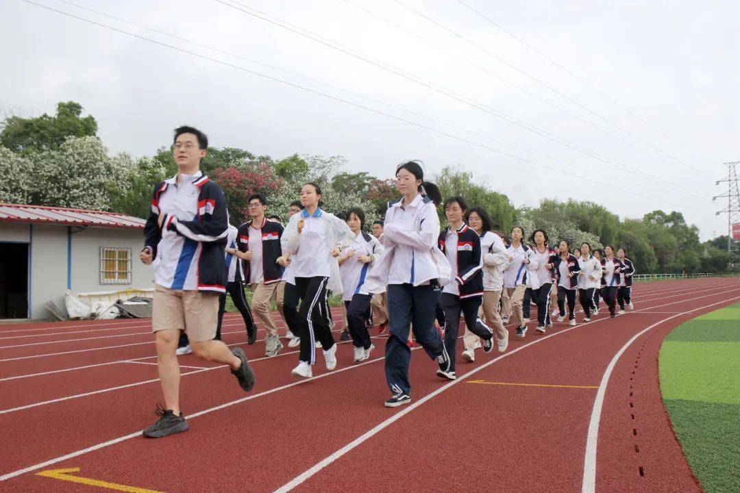 巩固提升厚积薄发吴江盛泽中学复学复课助学生成长成才