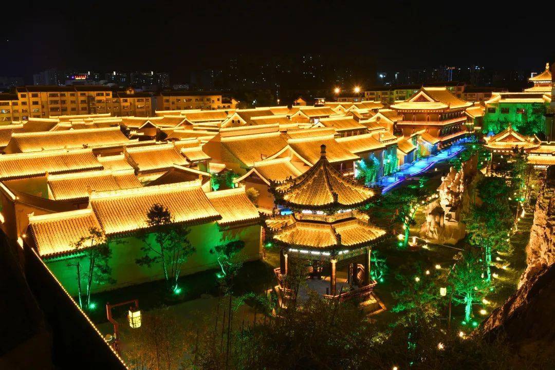 天水西关古城夜色鎏金