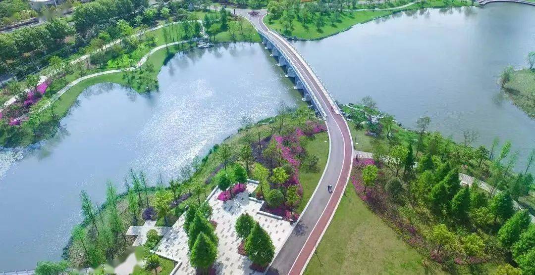 江苏来南京幕燕滨江风光带体验什么叫一条道都是美景的感觉哟