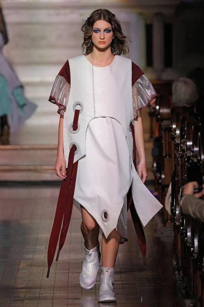 拼拼接接又是一件美美的衣服啦