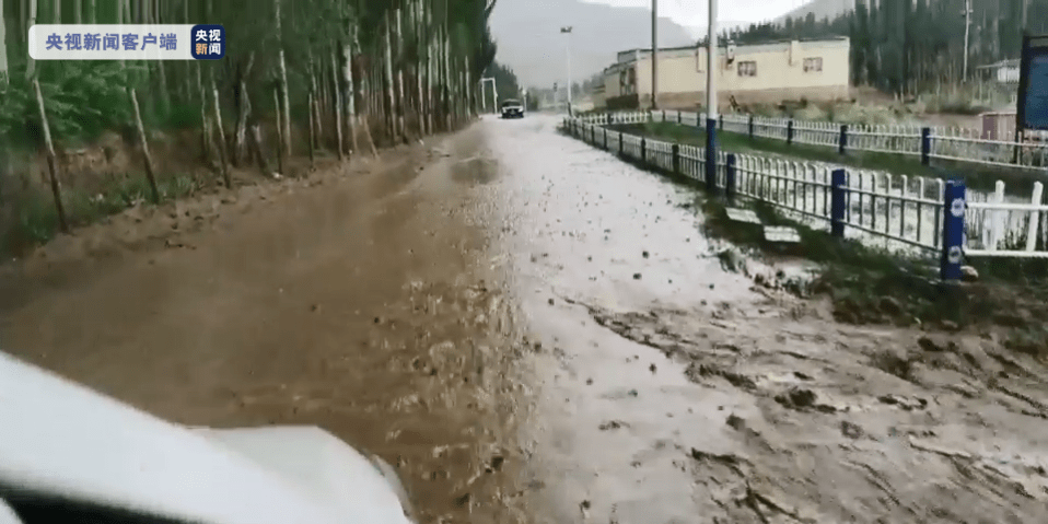 新疆皮山县暴雨预警信号升级为红色