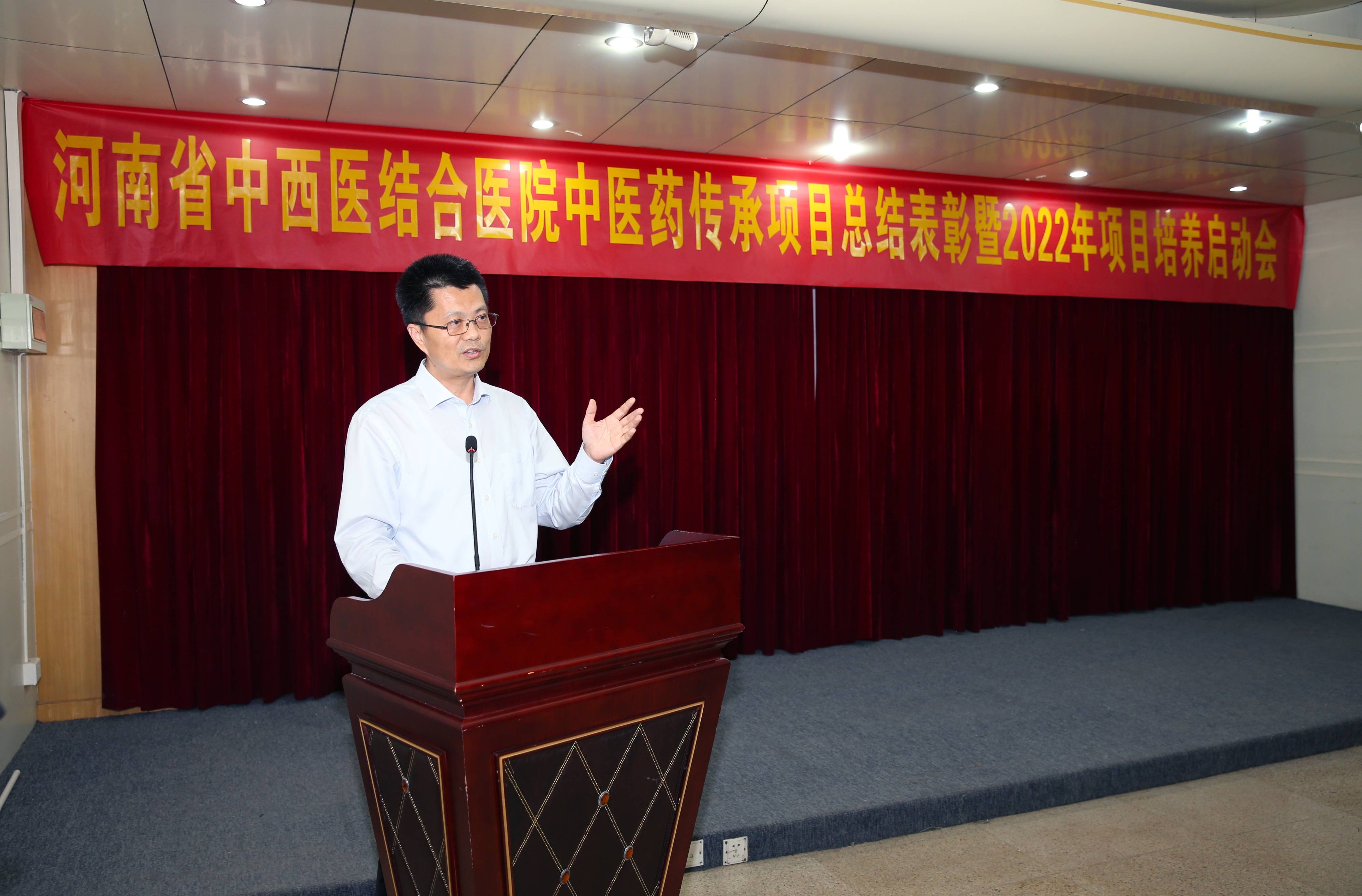 本报讯(记者卜俊成 通讯员张振亚 孙维莹)全国名老中医药专家传承工作