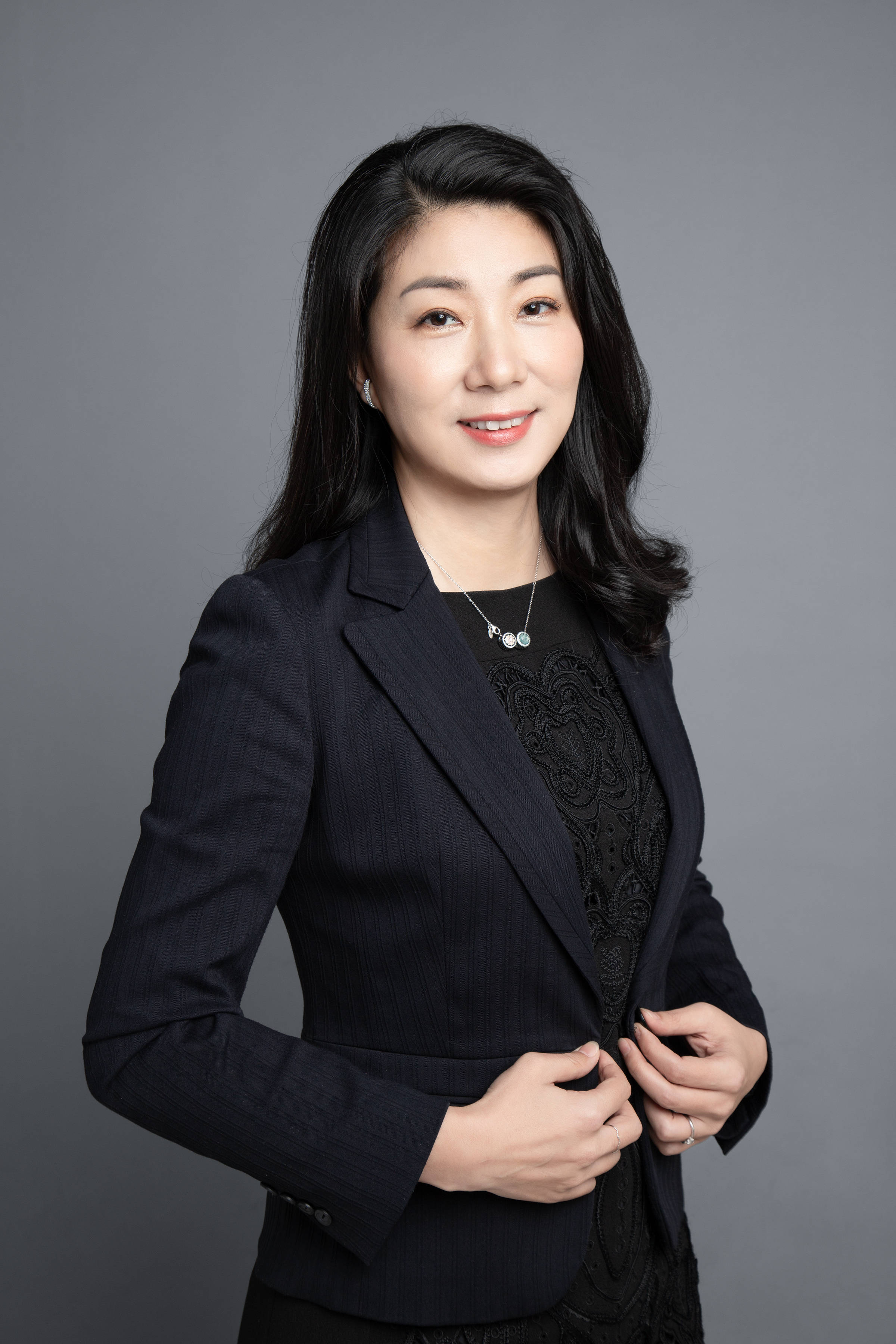 汪冬梅,某教育集团高管,教授级人力资源管理专家,一个在能力和机遇