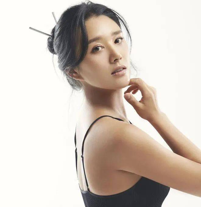 郑雨琳 来自搜狐网