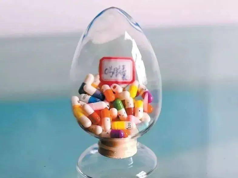 火狐狸"邮票"神仙水跳跳糖开心水"奶茶"不敢想象,每个人和毒品的距离