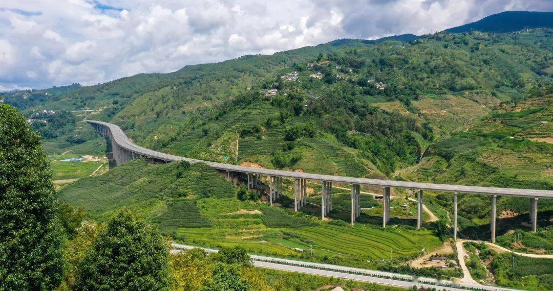 云南云县至凤庆 全线并网通车_高速公路_建设_临沧