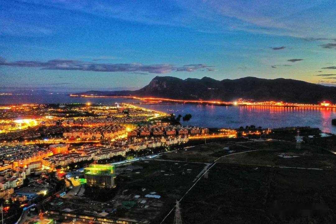 行摄云南草海看春城越夜越美丽