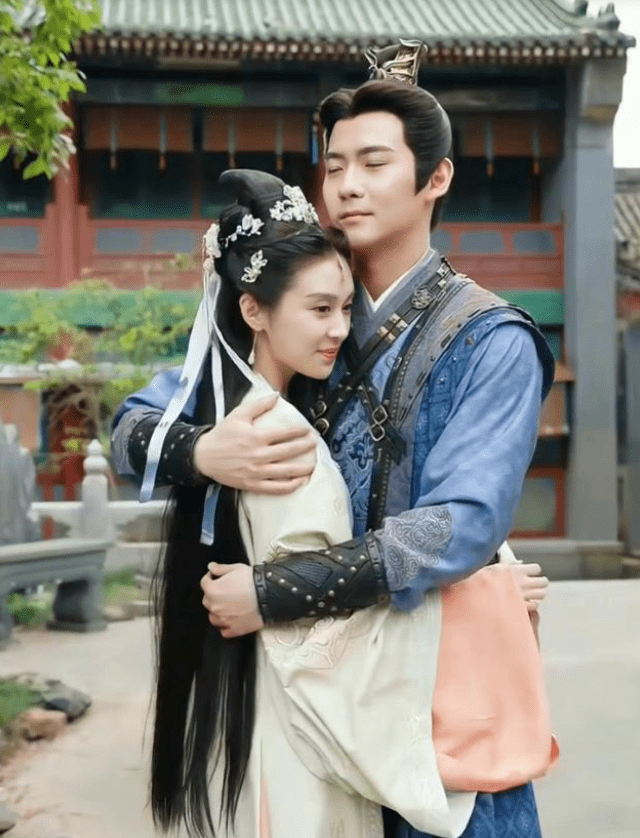 杜冰雁_白冰_田曦薇