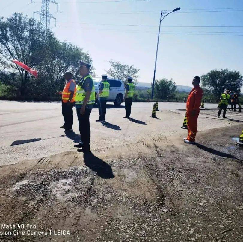 工作动态丨八支队（乌兰察布）四大队积极配合养护部门路面施工路养作业公路 1333