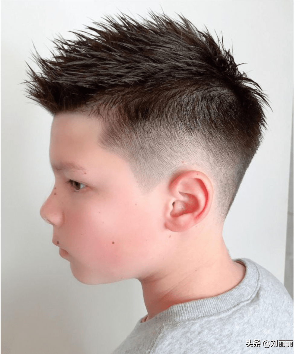 男童短发发型图片2022图片