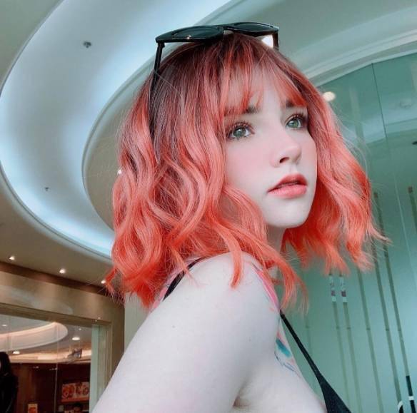 泰国混血嫩模jessievard从头到脚竟没有一处是真的