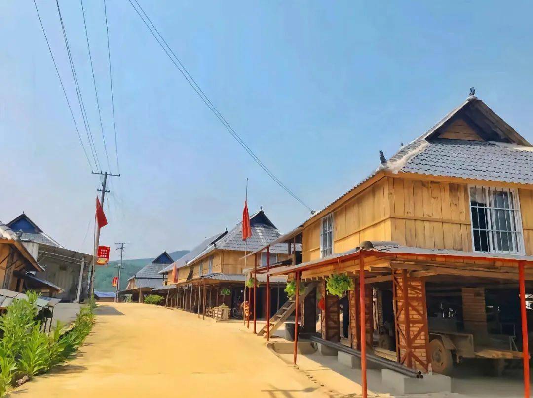 驻村帮扶动态无悔驻村路奋斗正当时景洪市勐龙镇邦飘村驻村工作队第一