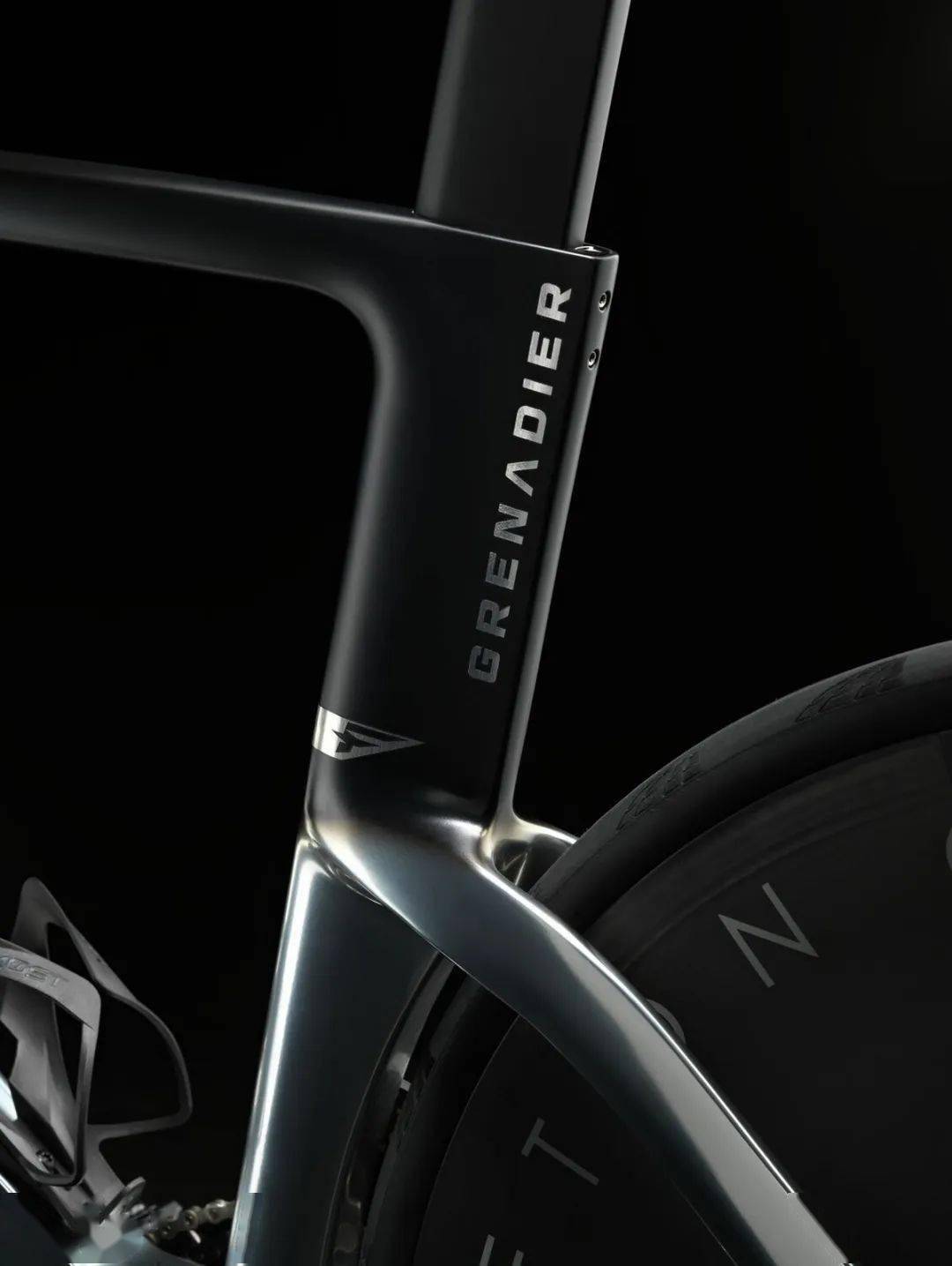 pinarello推出新款tt车bolidef即将亮相环法赛场