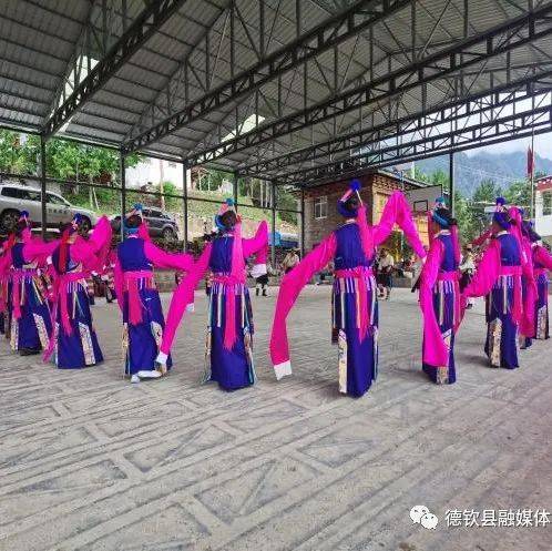 燕门乡巴东村与挂包单位开展“七一”联建活动_县人大常委会_彭跃红_发展