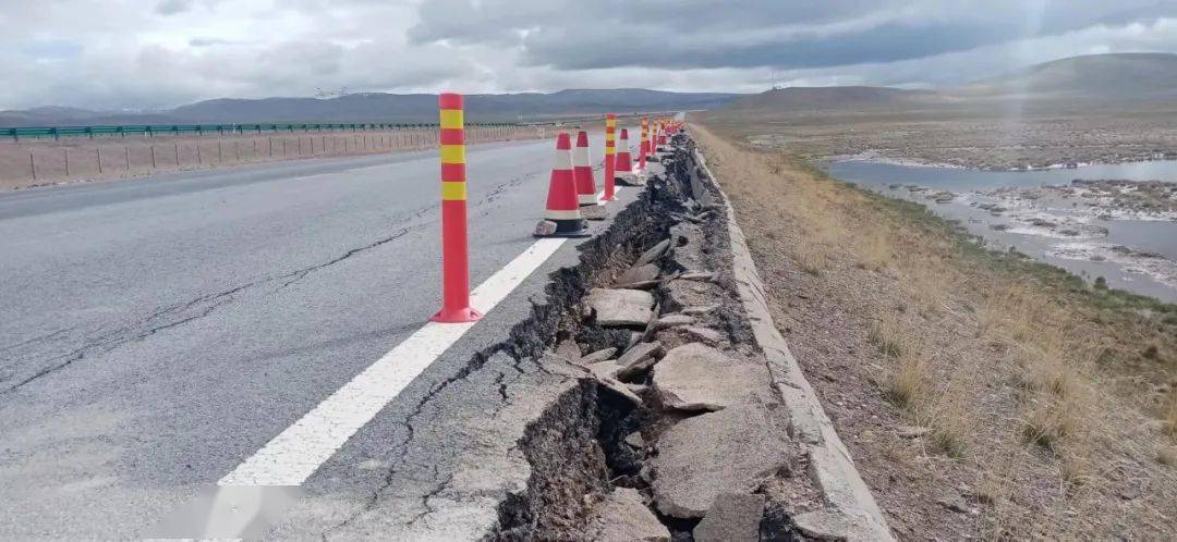 处置辖养路段边坡垮塌病害,打造安全道路通行环境_路基_机械_养路段
