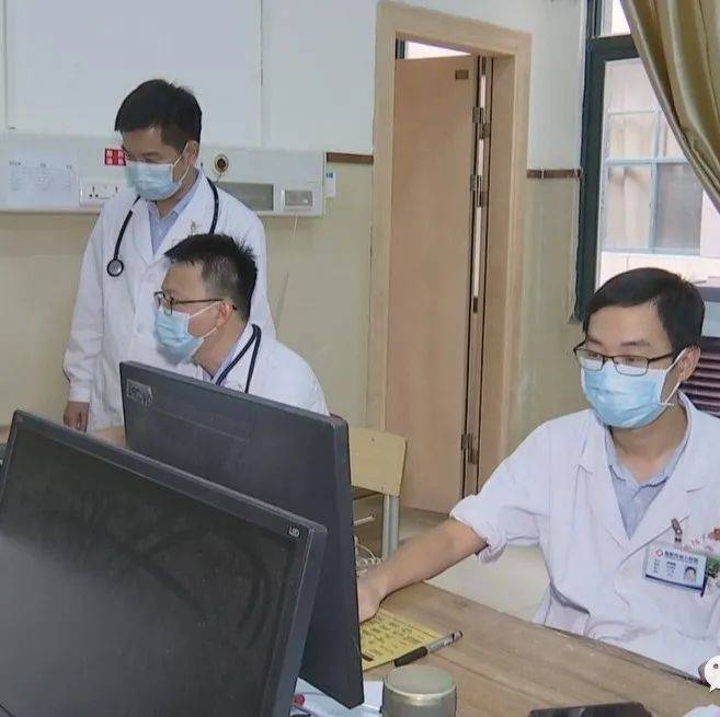硬核!党员医生团队真诚守护群众健康_患者_慈云_处理
