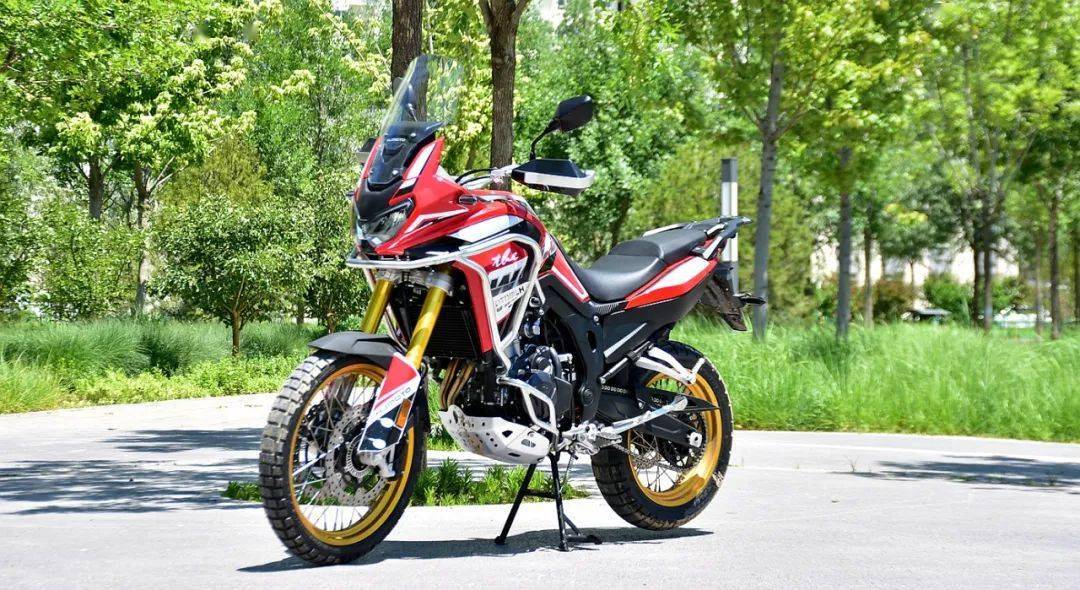 36l超强续航国产硬派探险车恒舰大海道500穿越版试驾