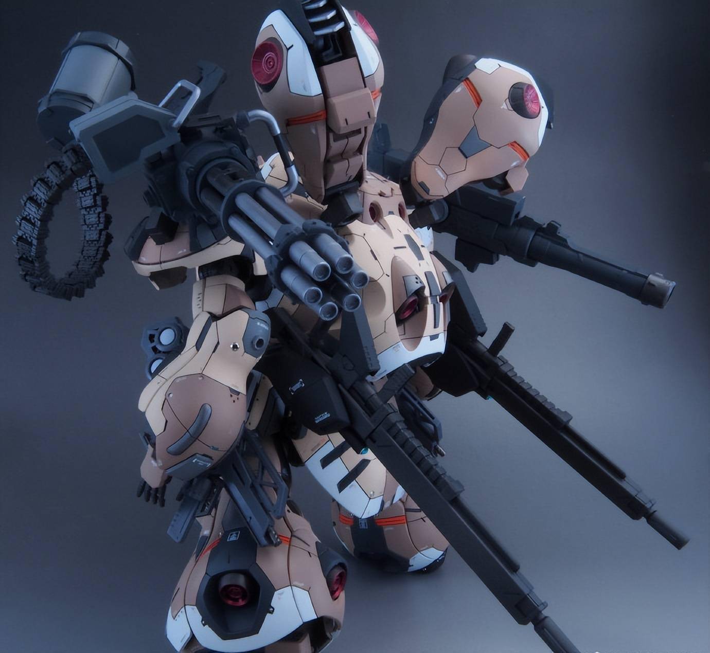 换色重涂陆战型古辛高达模型