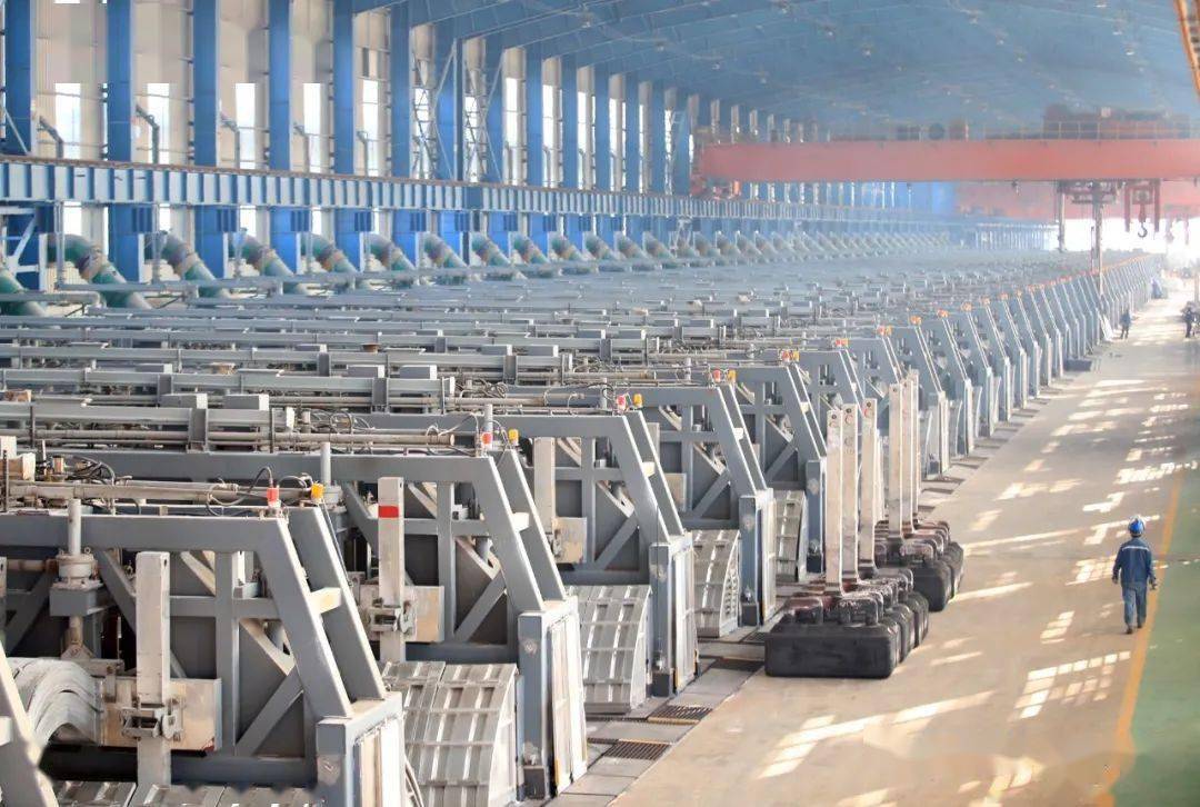 前5月全省工业投资同比增长376云南出台一系列政策措施支持工业发展