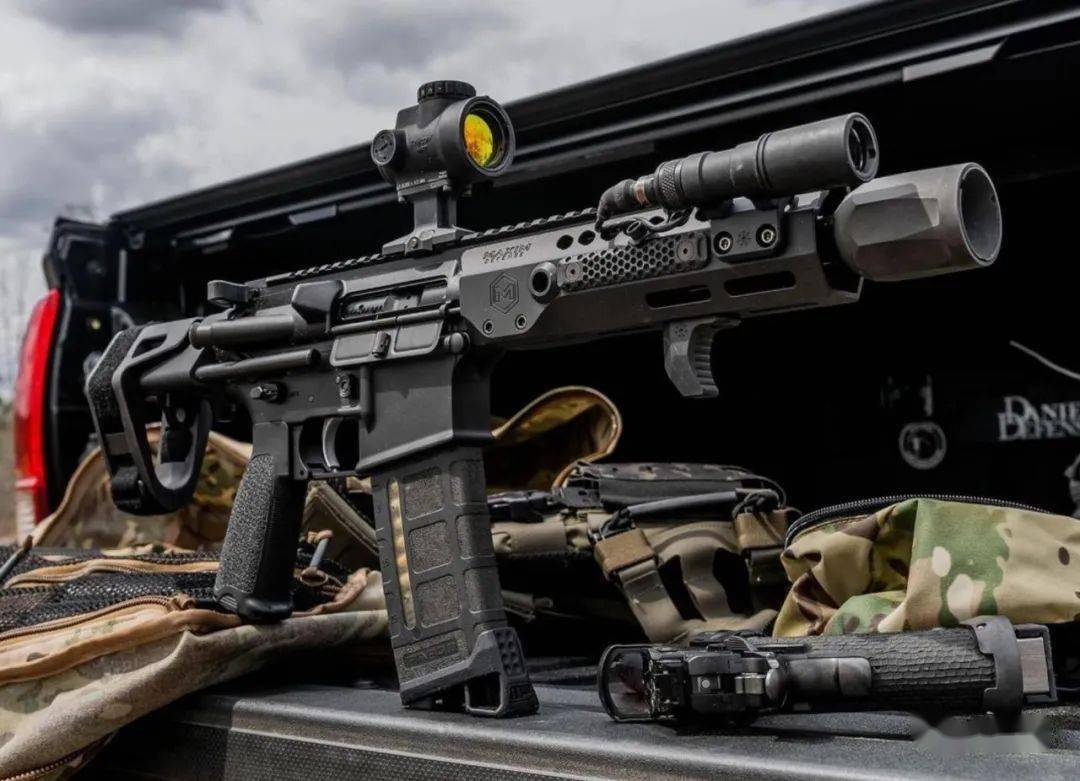 【枪械摄影佳作】枪要骚起来 没几个男人扛得住_战术_备份_公众