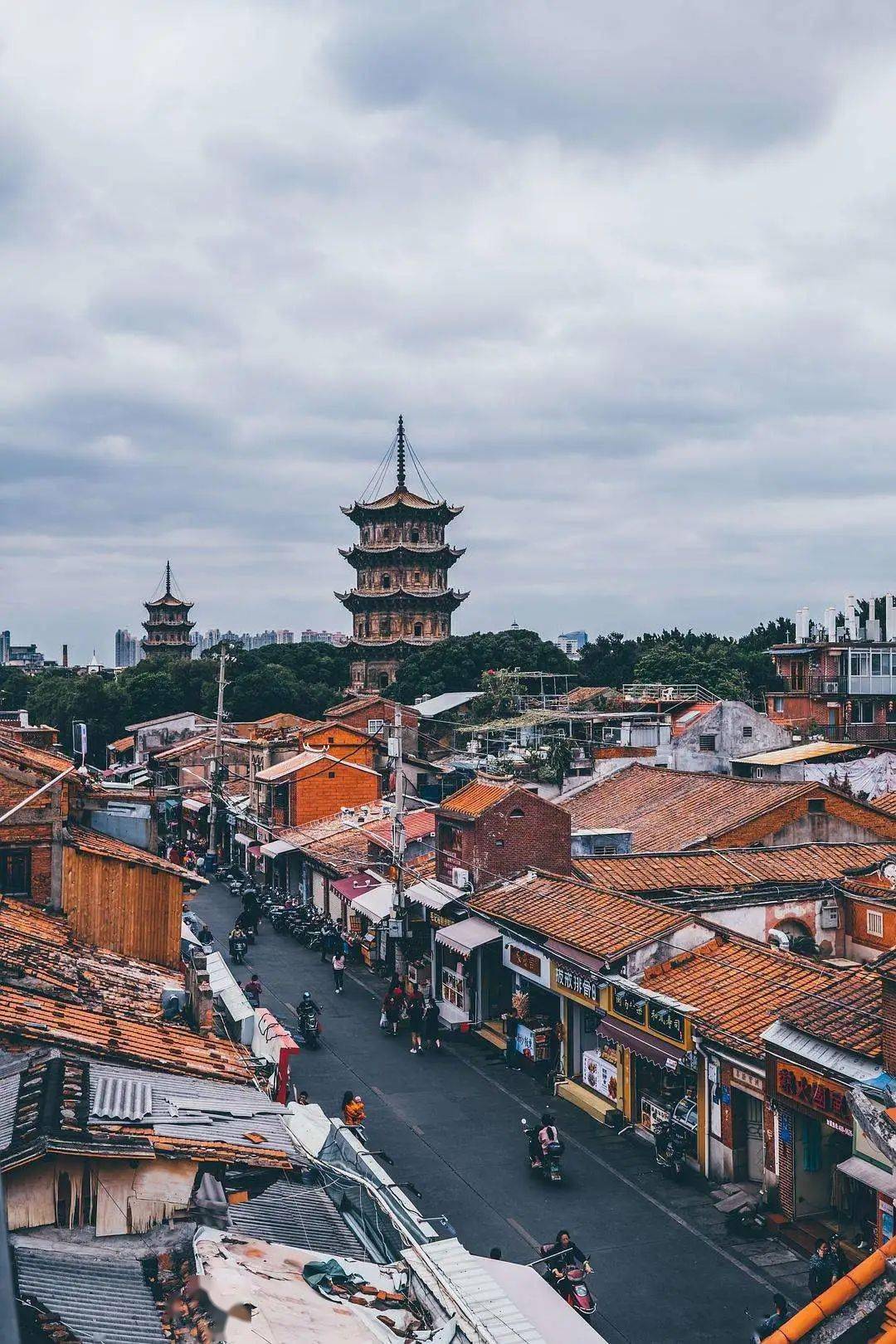 观西街忆繁华泉州rec00:00:00:00泉州最早开发的街道和区域,早在宋朝