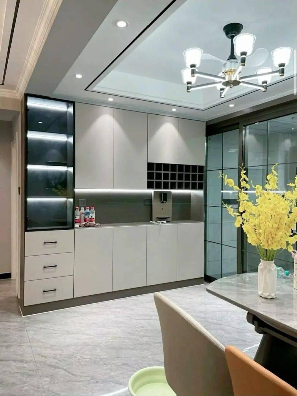 最新桂林便民信息月薪8千五千元寻狗计件一天200元