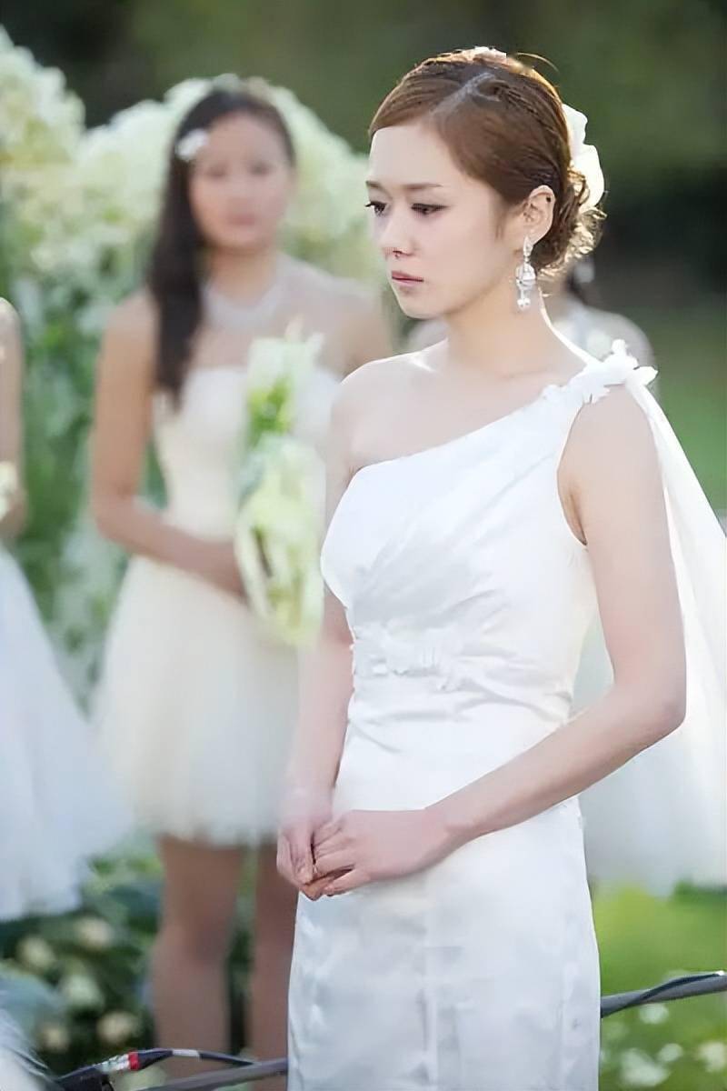 婚姻甜蜜张娜拉跟圈外男友结婚以后一起异地旅游