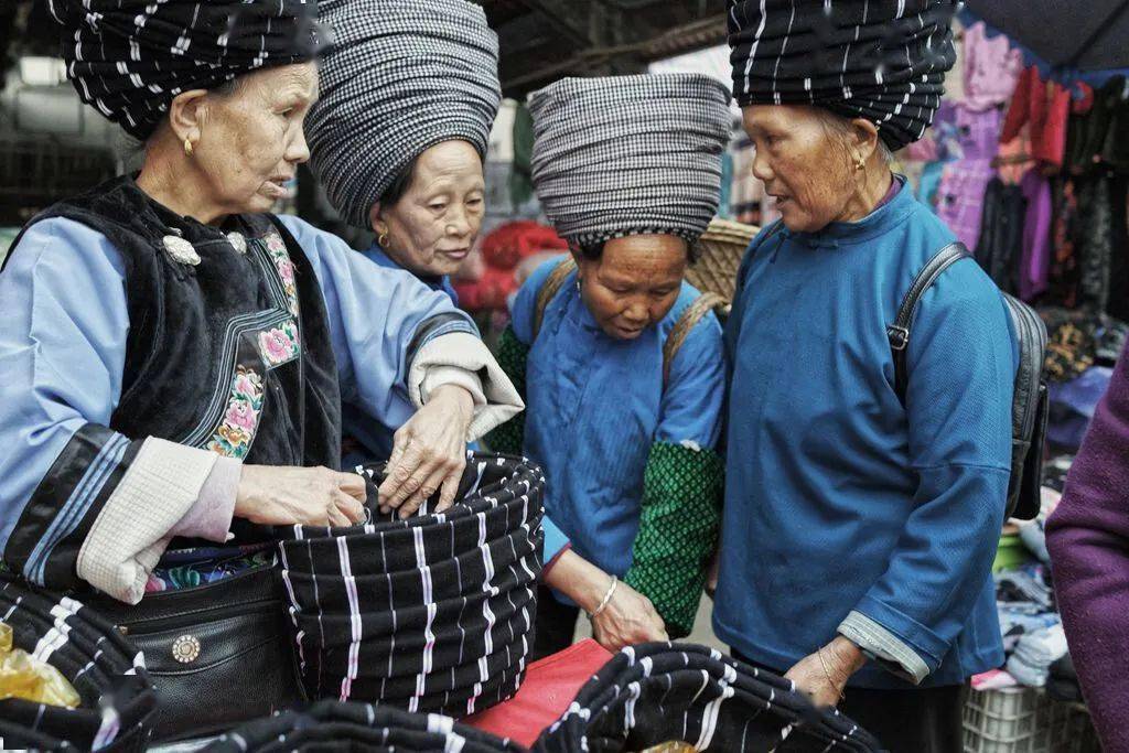 最爱戴头帕的苗族支系解析湘西乘展密码