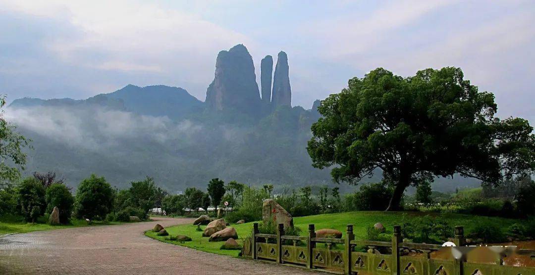 登顶神奇江郎山_郎峰_登山_亚峰