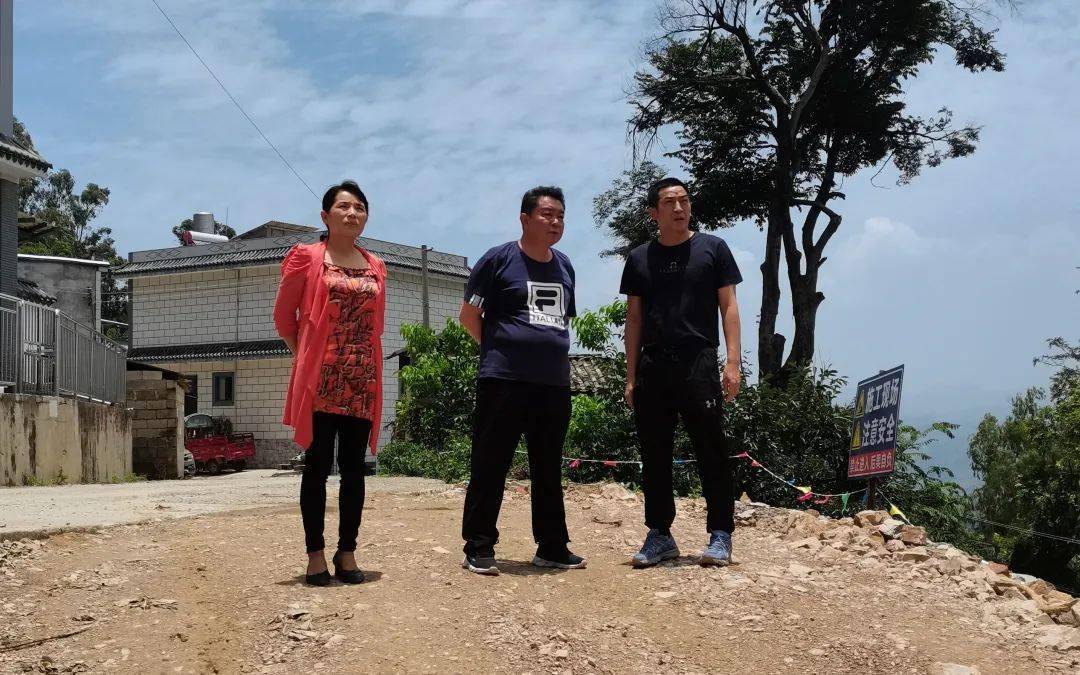 五届市政协领导到华宁县调研_工作_乡村_发展