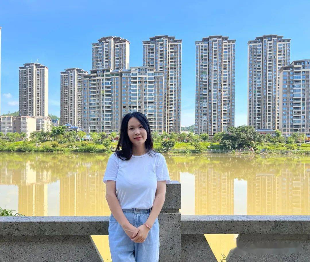 上犹中学南校区第一批选调教师介绍_教学_工作_荣誉