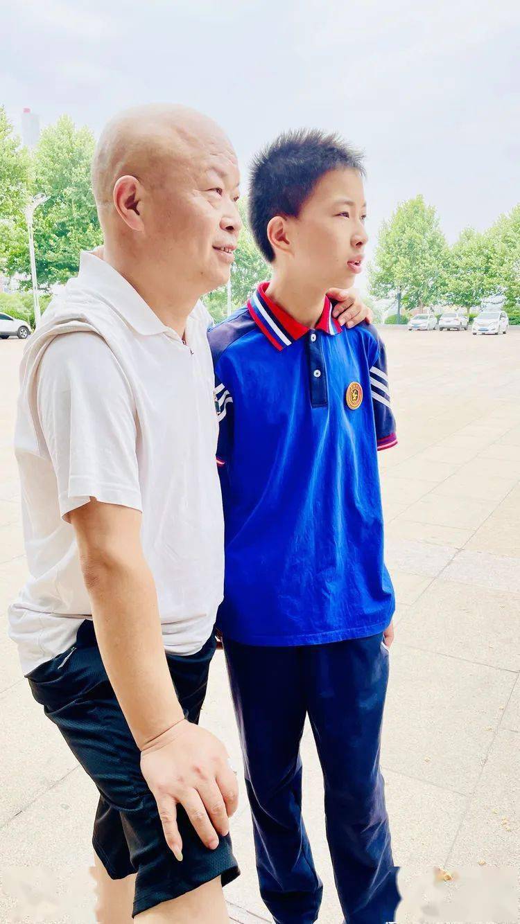 祝老太太福如东海 ,寿比南山,快乐生活,健康长寿!巴图就是我.