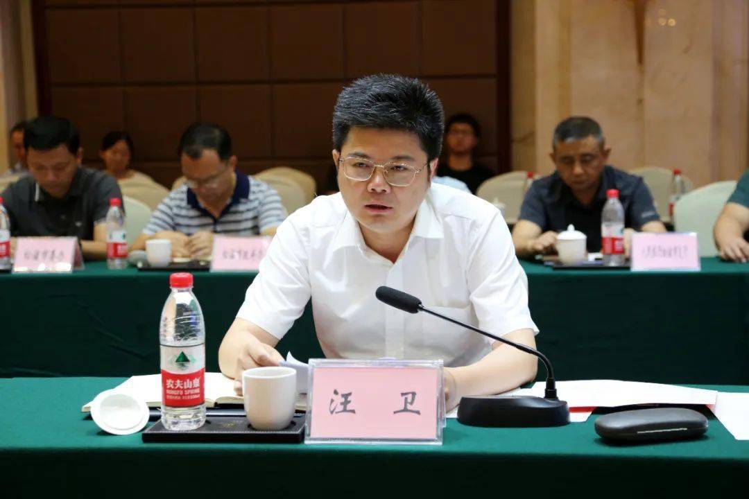 市委副书记,市长汪卫指出,高质量金融需要高层级支持,高力度协作,高