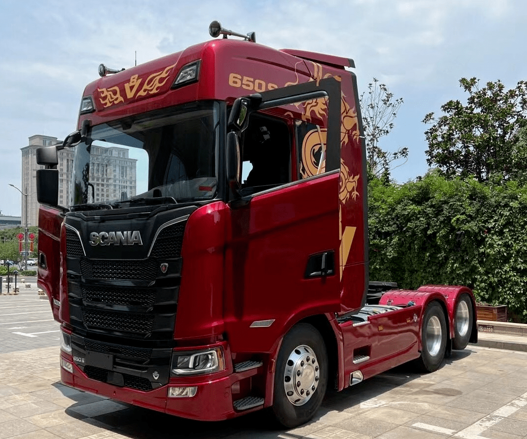 定制版斯堪尼亚v8究竟有何与众不同_搜狐汽车_搜狐网