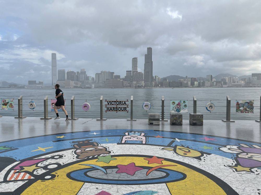 祖国内地天地广阔 香港青年大有可为_孙曦_蔡展鹏_杨泽鸿