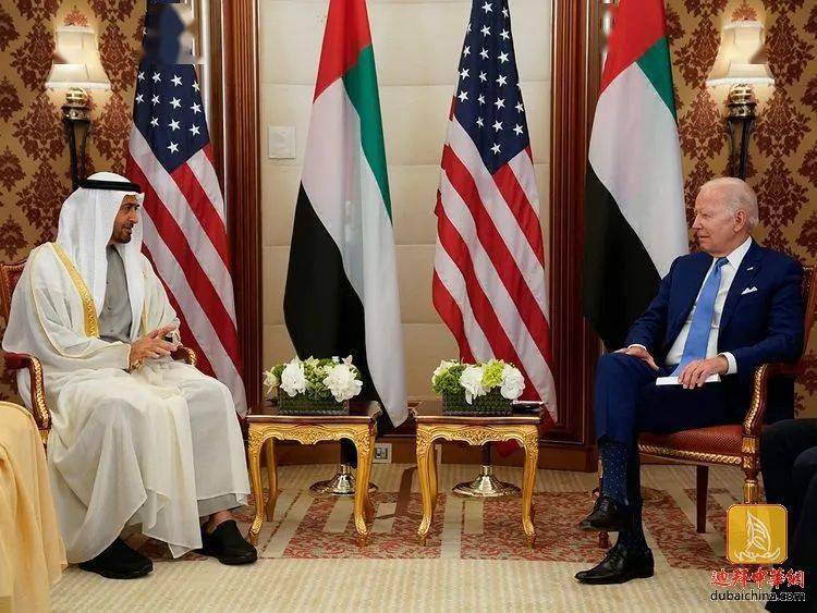 阿联酋总统上任以来首访沙特在吉达与沙特王储美国总统会晤