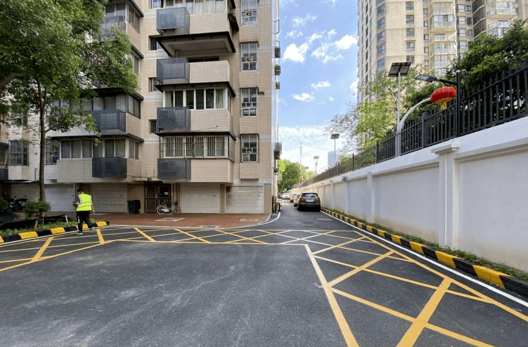 下基层察民情解民忧暖民心江岸区各街道各单位用心用情办实事三