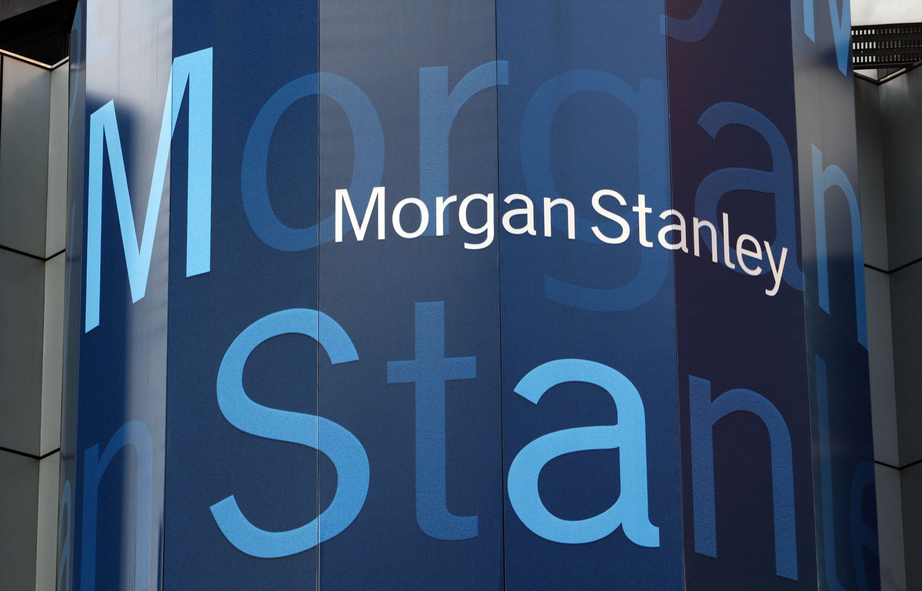 "欧洲经济衰退的概率远高于50%"_摩根士丹利_美国_詹姆斯·戈曼