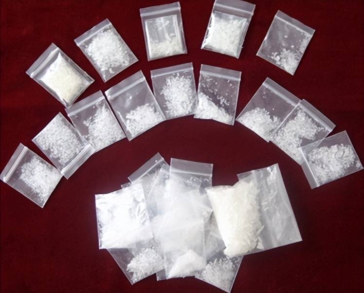 无色无味,主要成分为甲基苯丙胺它是一种新型的混合类毒品成为一种