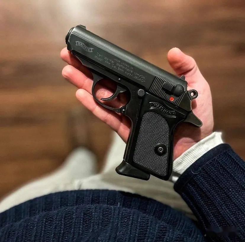 瓦尔特手枪图集严谨认真的德国人枪械美学上也一直挺厉害