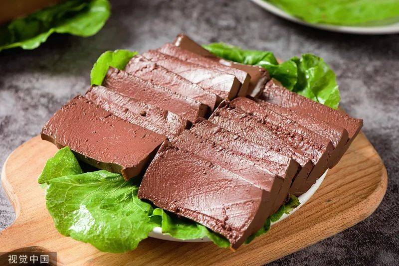 小贴士:食用鸭血没有什么禁忌,一般情况下,身体健康的老人,儿童,孕妇