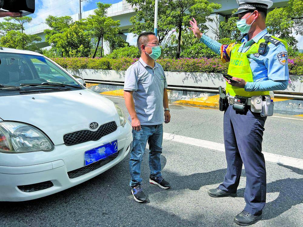 数百警力上路执法珠海交警开展夏季专项整治百日行动