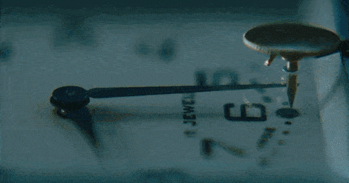 ������ĩ��ӳ��| Ӣ�桺ɫ·�䡻�����ø߼���