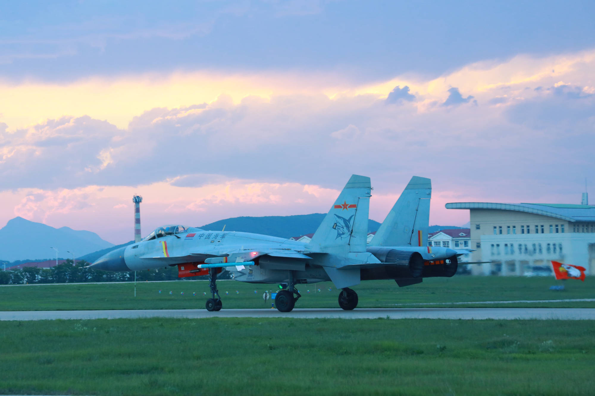 许昌海军航空大学图片