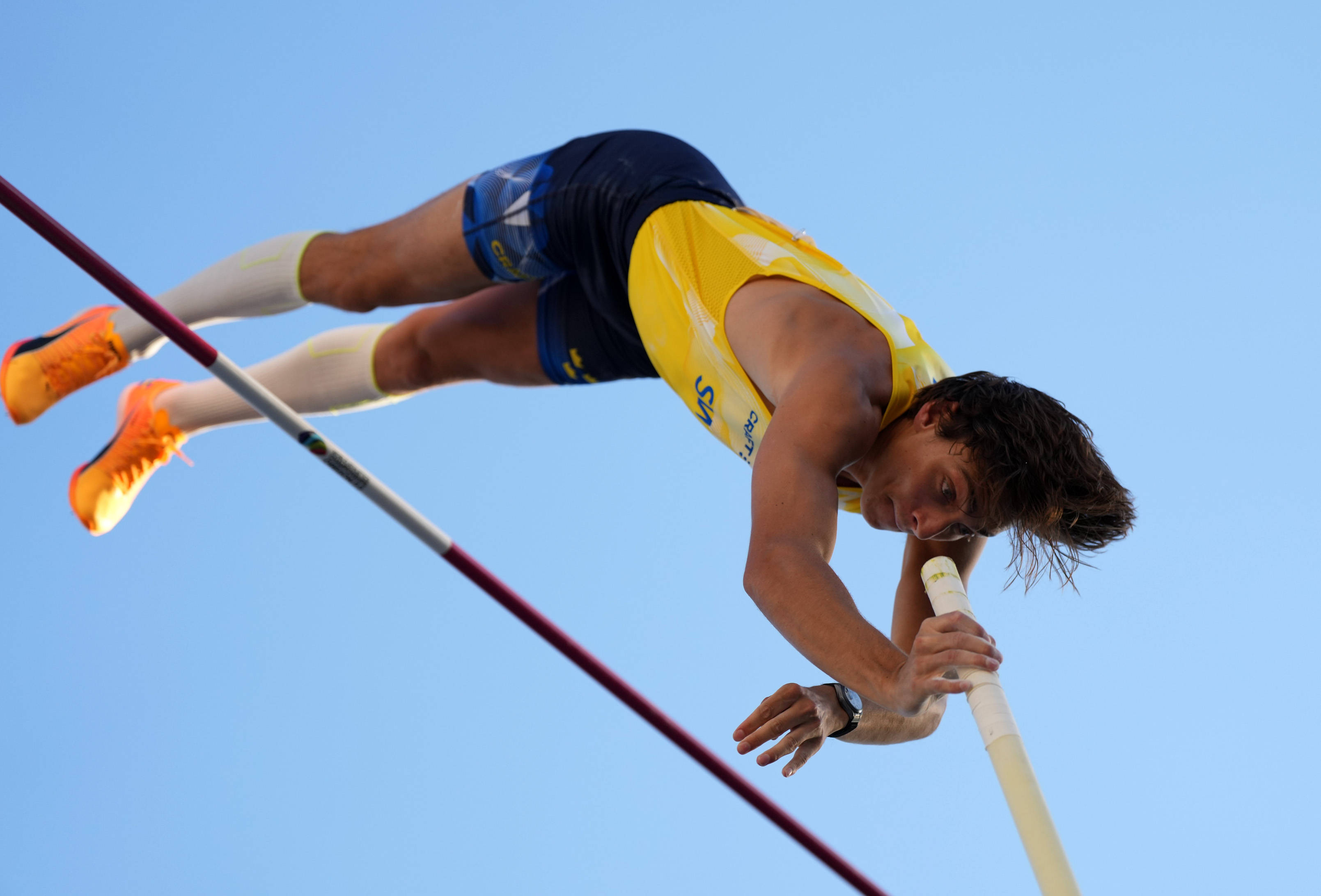 杜普兰蒂斯打破男子撑杆跳高世界纪录_尤金_新华社_美国