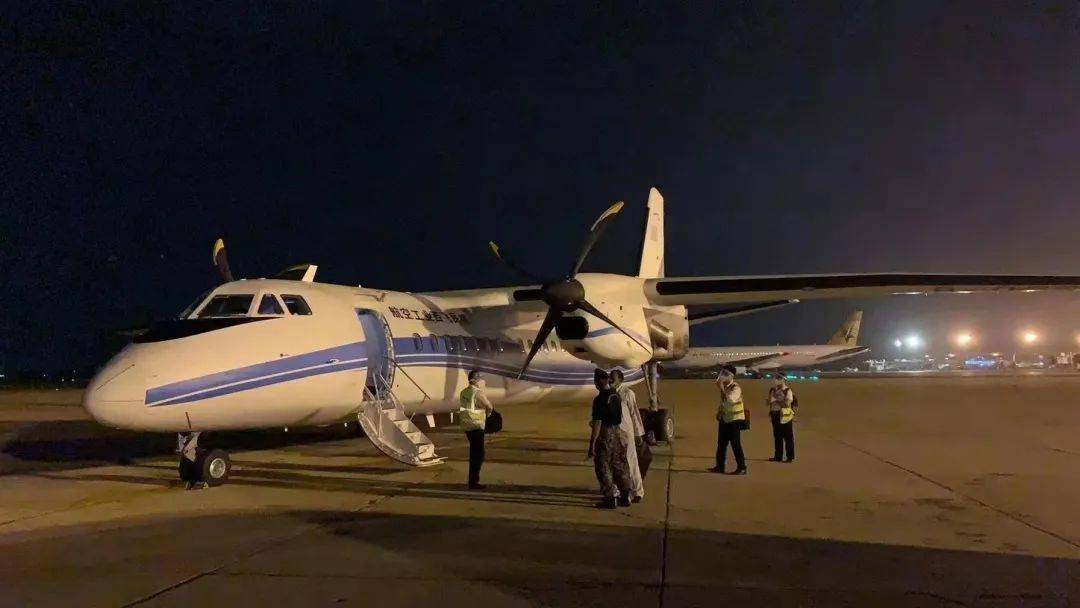 途经13个国家两架新舟600顺利抵达马拉维