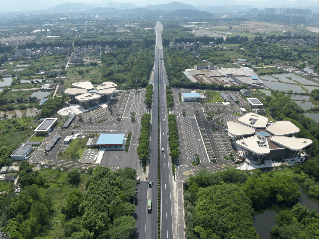 快来打卡网红西湖服务区恢复营业啦